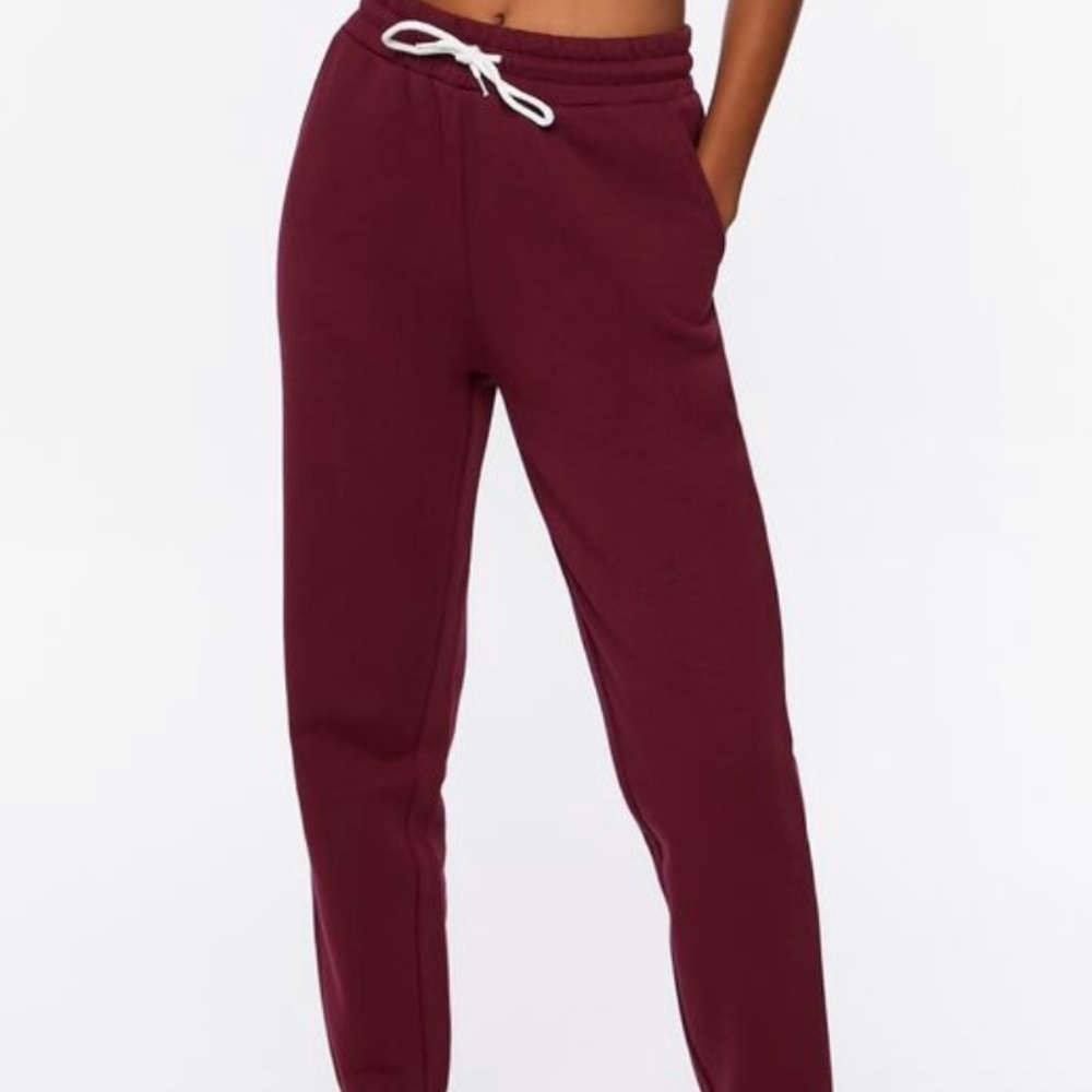 Red jogger
